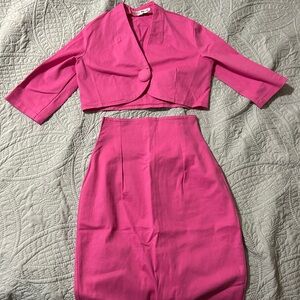 Chic Pink Women's Skirt Set